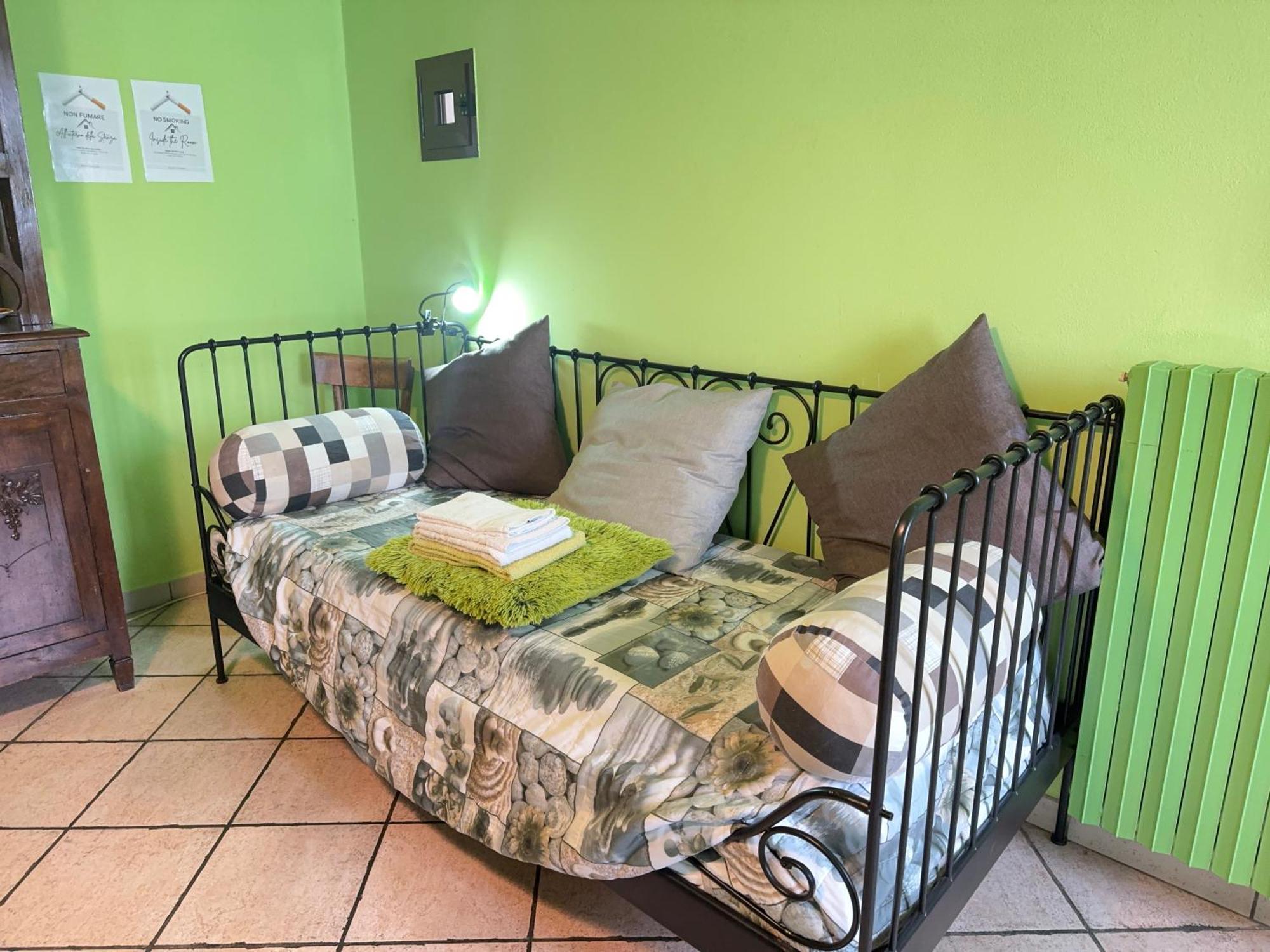 Casa Aromi Ed Arte Guest House Asti Luaran gambar