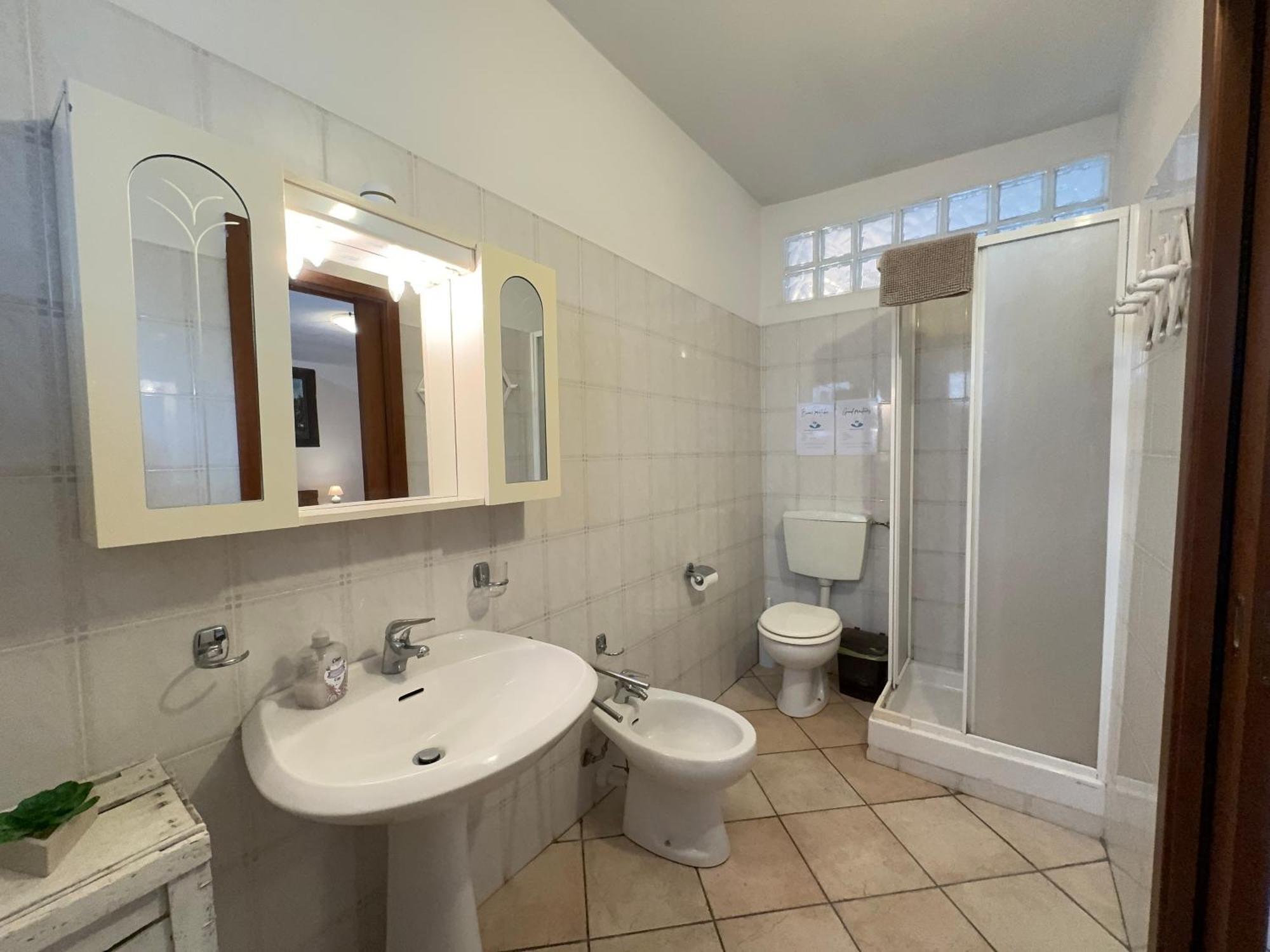 Casa Aromi Ed Arte Guest House Asti Luaran gambar