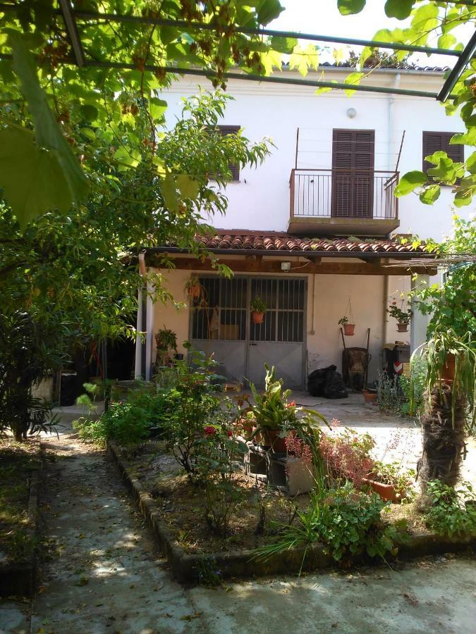 Casa Aromi Ed Arte Guest House Asti Luaran gambar