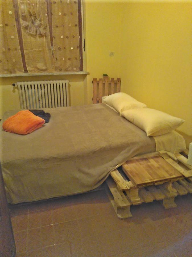 Casa Aromi Ed Arte Guest House Asti Luaran gambar