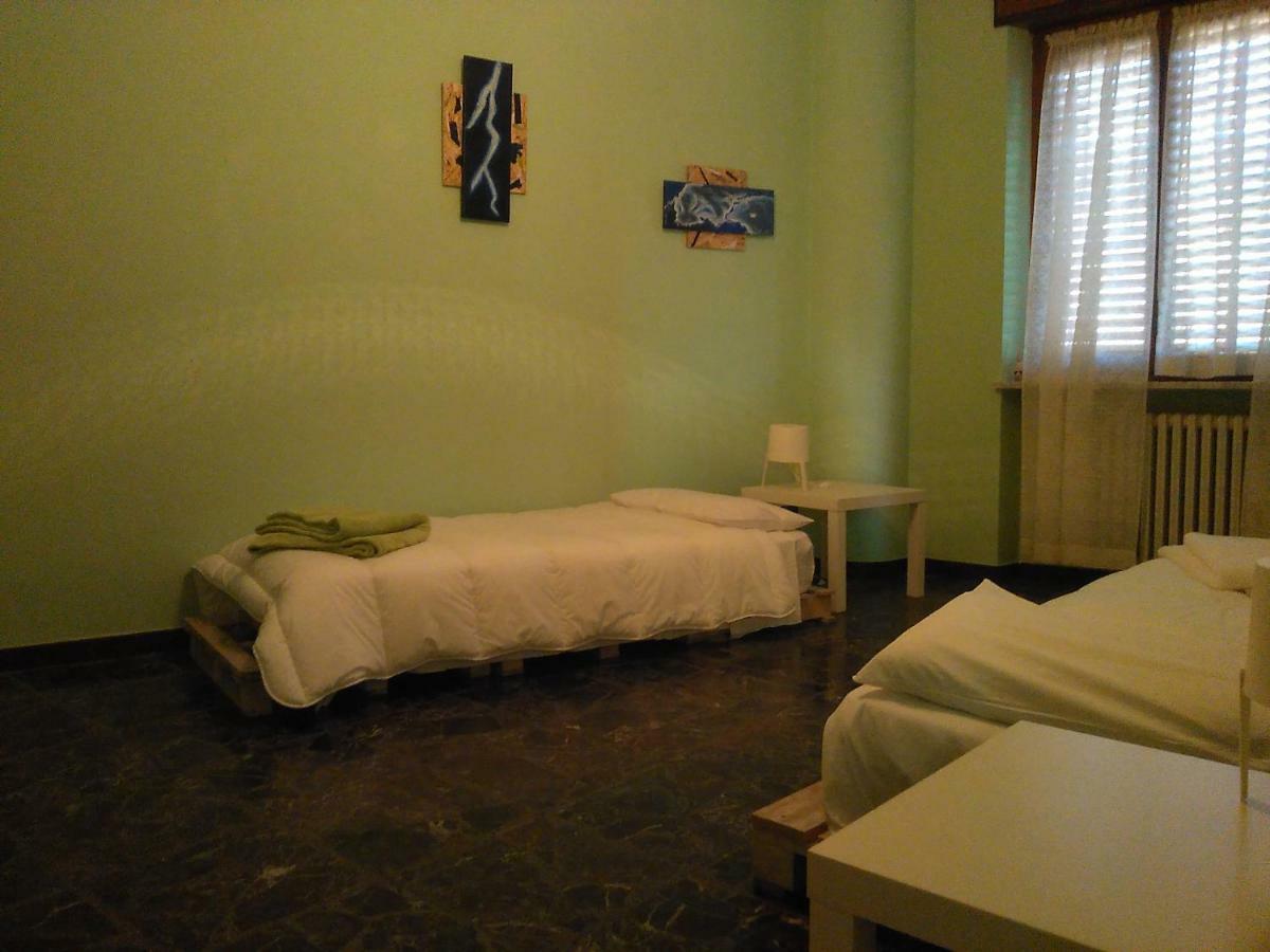 Casa Aromi Ed Arte Guest House Asti Luaran gambar