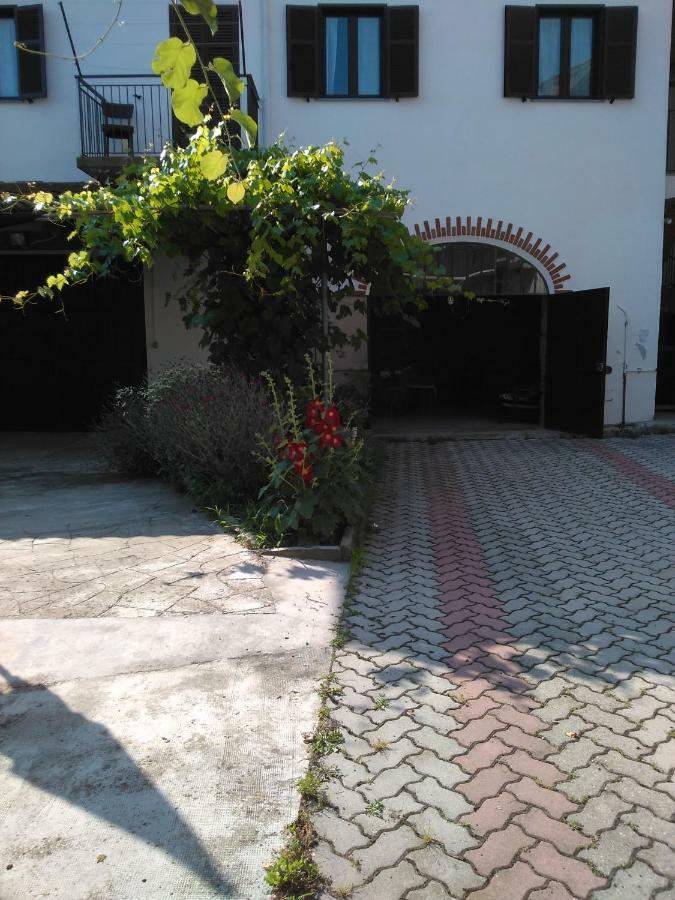 Casa Aromi Ed Arte Guest House Asti Luaran gambar